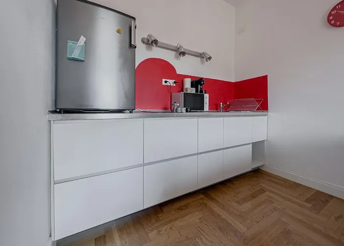 Realkasa Giulia Flat شقة *